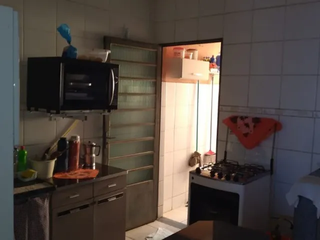 Imagem 8: Imperdível casa à venda em Ibirité-MG, bairro São Pedro: 3 quartos, sala, banheiro, 1