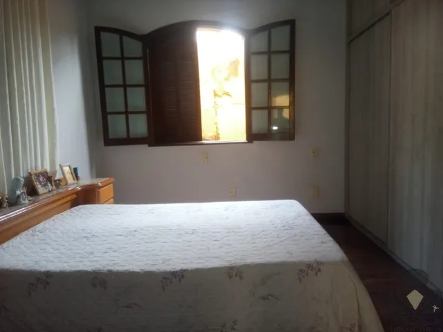 Imagem 3: Casa à Venda, 3 quartos, Amplo Lote com Quintal, Espaço Gourmet e Barracão, no