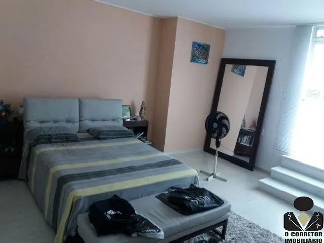 Imagem 7: Imóvel de luxo no Buritis: casa com 6 quartos, 4 suítes, 3 salas, 5 banheiros, 4 vagas