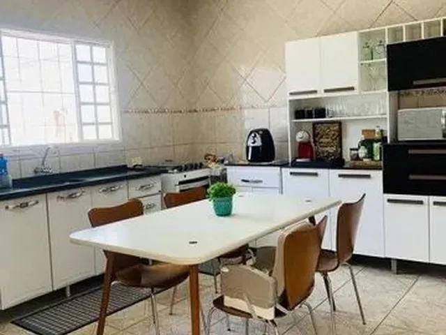 Imagem 4: D- Vendo Casa em santa Barbara