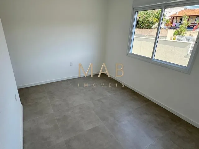 Imagem 7: Imperdível casa de 3 quartos, 1 suíte, 2 salas, 2 banheiros, 2 vagas na cidade de