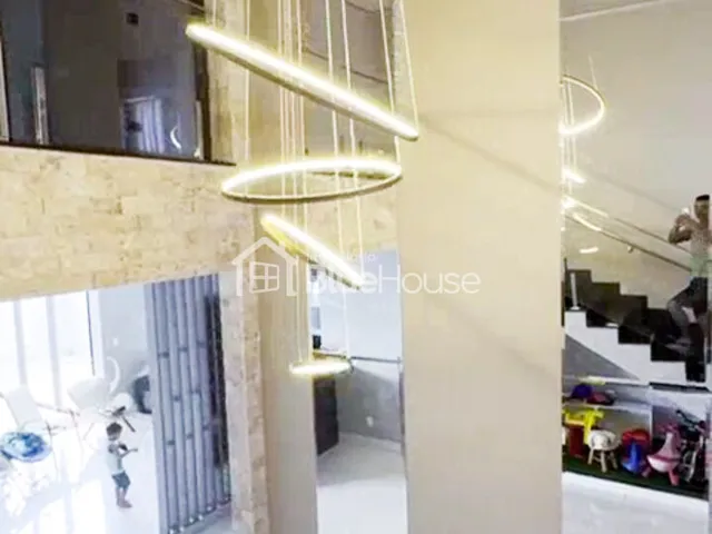Imagem 5: Casa de 4 Quartos sendo 2 suítes em acabamento Premium no...