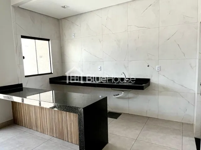 Imagem 8: Casa de 2 Quartos sendo 1 suíte em acabamento Premium no Cristina II...