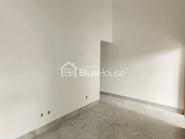 Imagem 15: Casa de 3 Quartos sendo 1 suíte em acabamento Premium no Bairro Independência em