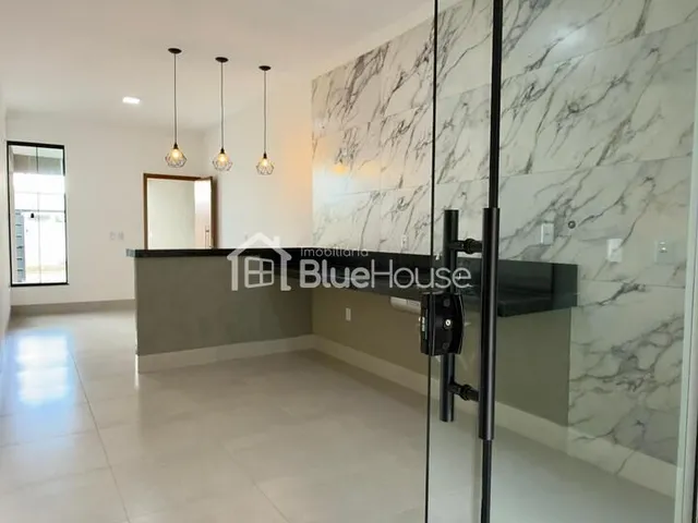 Imagem 2: Casa de 2 Quartos sendo 1 suíte em acabamento Premium no Parque Montreal