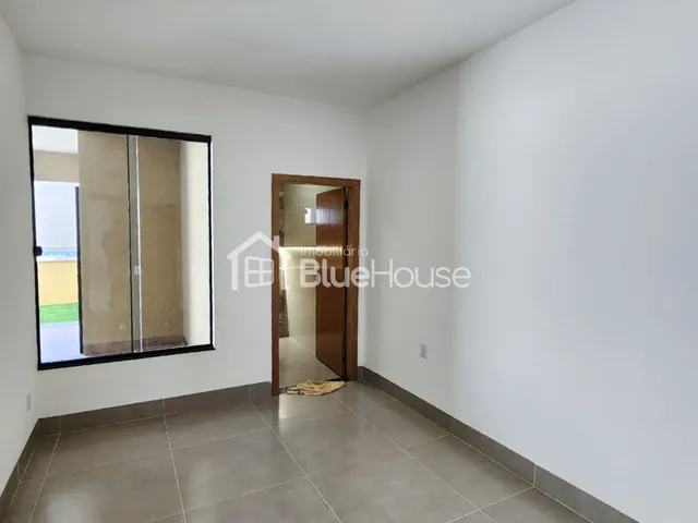 Imagem 4: Casa de 3 Quartos sendo 1 suíte em acabamento Premium no Setor Vila Oliveira –
