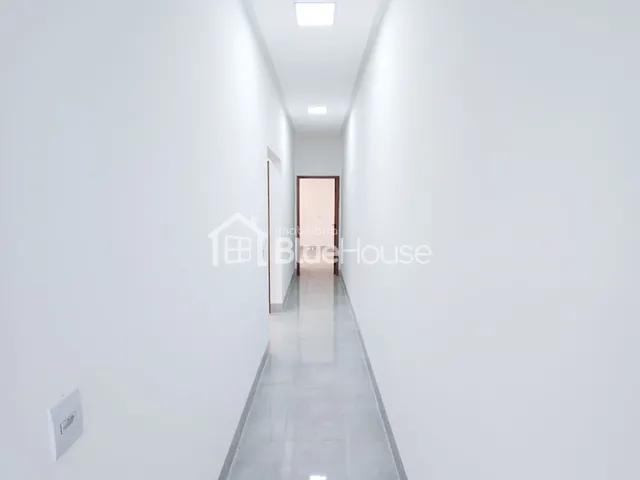 Imagem 3: Casa de 3 Quartos sendo 1 suíte em acabamento Premium no Morada dos Pássaros