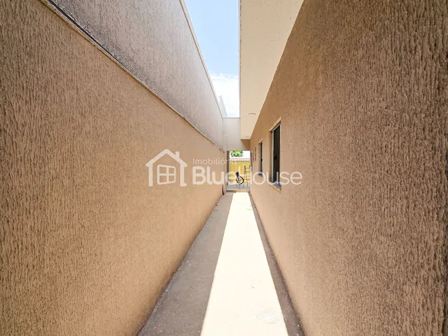 Imagem 16: Casa de 3 Quartos sendo 1 suíte em acabamento Premium no Setor Riviera