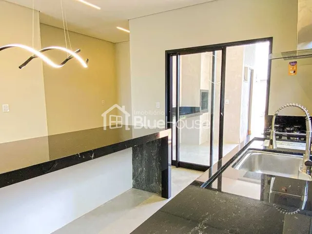 Imagem 7: Casa Alto Padrão com 4 Suítes em Senador Canedo