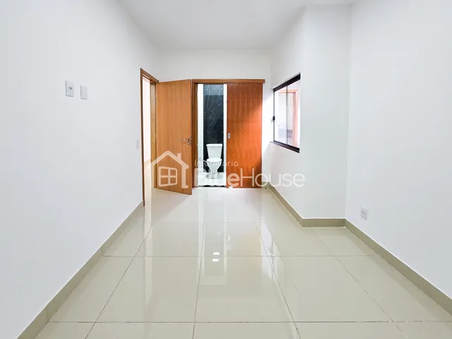 Imagem 9: Casa 3 Quartos sendo 1 suíte com Pé Direito Alto no Parque Industrial João Braz