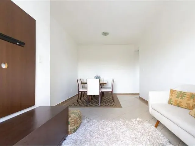 Imagem 9: Encantador Apartamento de 2 Quartos com Varanda e Lazer Completo no Condomínio