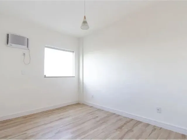 Imagem 2: Encantador Apartamento de 2 Quartos com Varanda e Lazer Completo no Condomínio