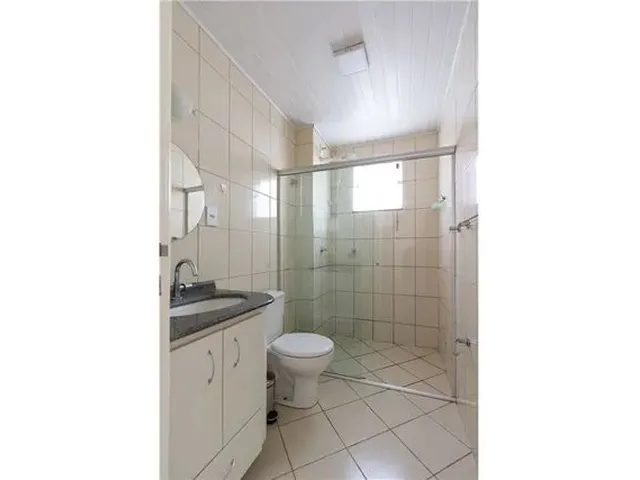 Imagem 13: Encantador Apartamento de 2 Quartos com Varanda e Lazer Completo no Condomínio