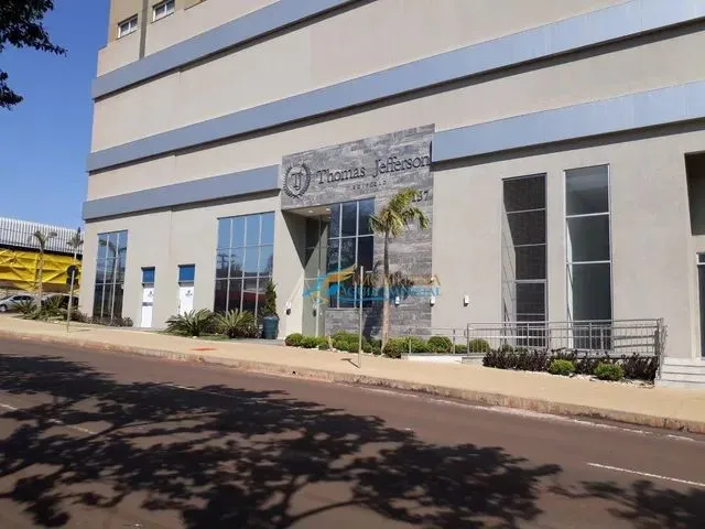 Imagem 2: Apartamento com 3 Dormitórios para Alugar, 102 M² por R$ 2.652,00/Mês - Coqueiral