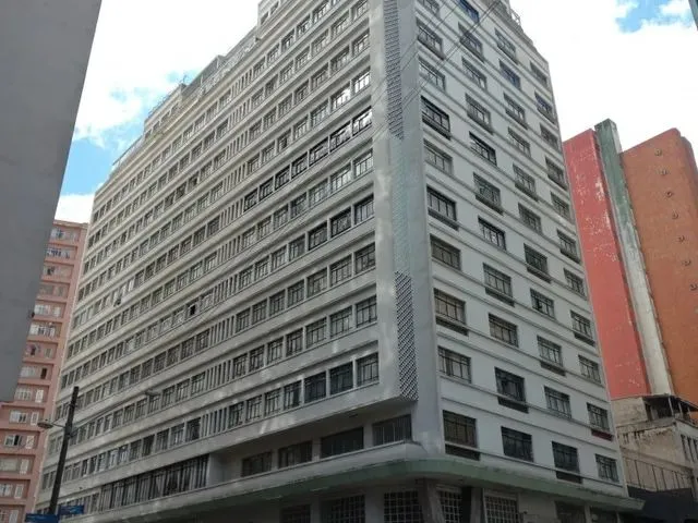 Imagem 1: Apartamento com 3 Quartos para Alugar por R$ 1500.00, 100.90 M2 - Centro - Curitiba/Pr