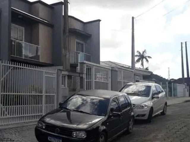 Imagem: Alugo Triplex 160 M2, Saguaçu, Rua da Academia