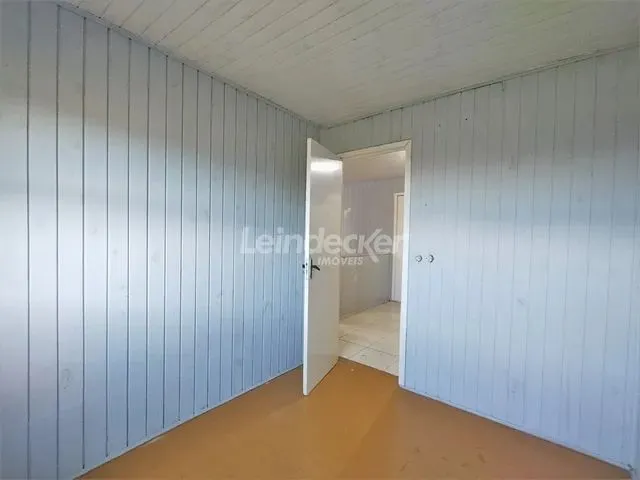 Imagem 11: Porto Alegre - Casa Padrão - Restinga