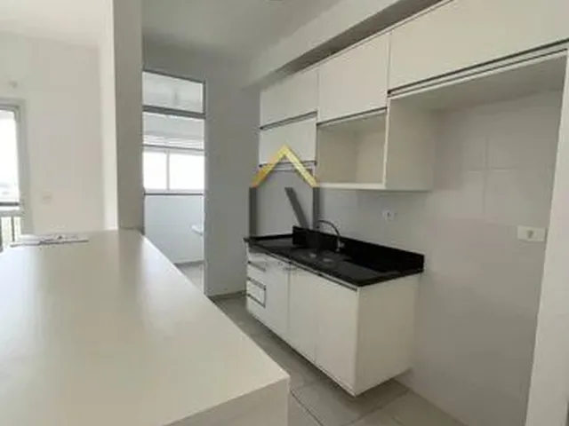 Imagem: O apartamento possui 2 Dormitórios, 1 Suíte, 1 Banheiro,
