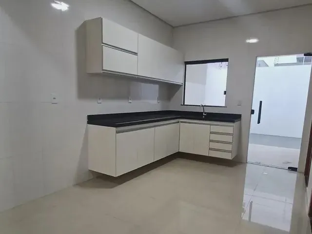 Imagem 2: Casa Nova Casa em condomínio com 3 dormitórios