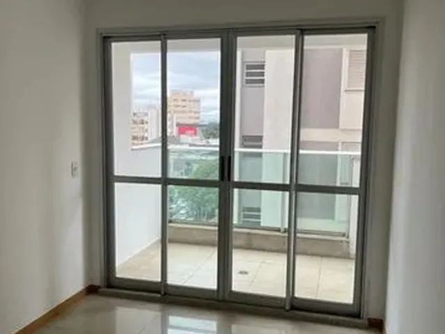 Imagem 15: Apartamento com 2 Quartos no Edificio Verano - Bairro Centro em Londrina