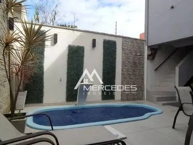 Imagem: Casa com 3 Quartos À Venda, 220 M² por