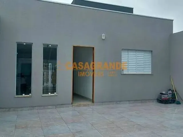 Imagem: Casa com 3 Quartos À Venda com 100M²