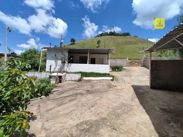 Imagem 1: Granja em Torreões, com Casa Simples de 1/4, Poço Artesiano, Açude, e Terreno De