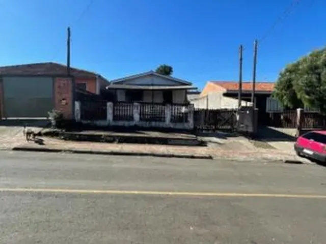 Imagem: Terreno com Casa de Madeira Olarias