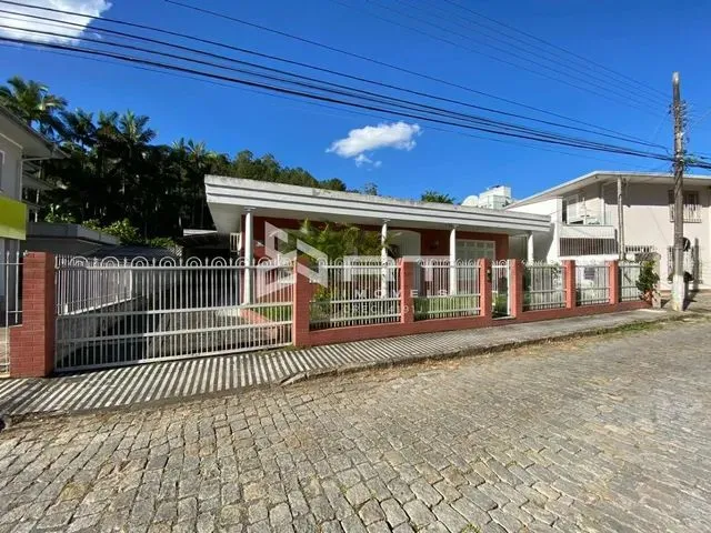 Imagem: Casa Comercial no Bairro Bom Retiro!