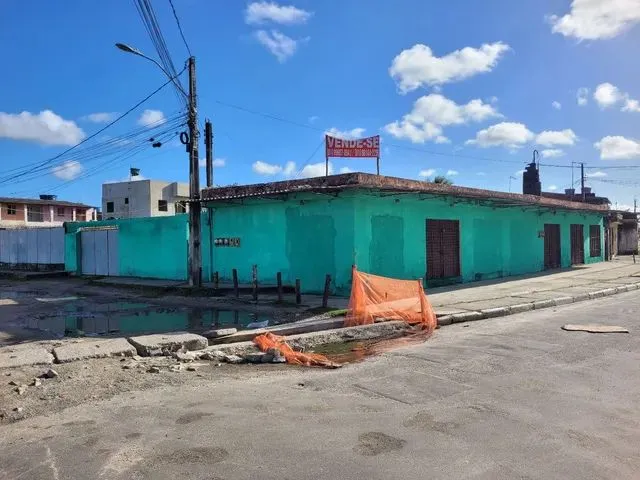 Imagem: Casa com 07 Lojas