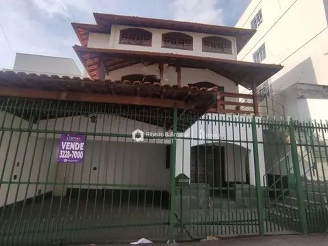Imagem: Casa com 6 Dormitórios À Venda, 500 M²
