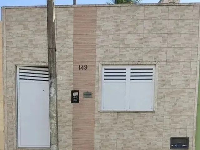 Imagem: Casa com Dois Quartos e Um Banheiro