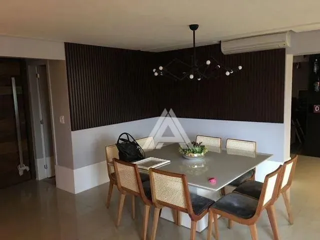 Imagem: Apartamento com 3 Dormitórios À Venda