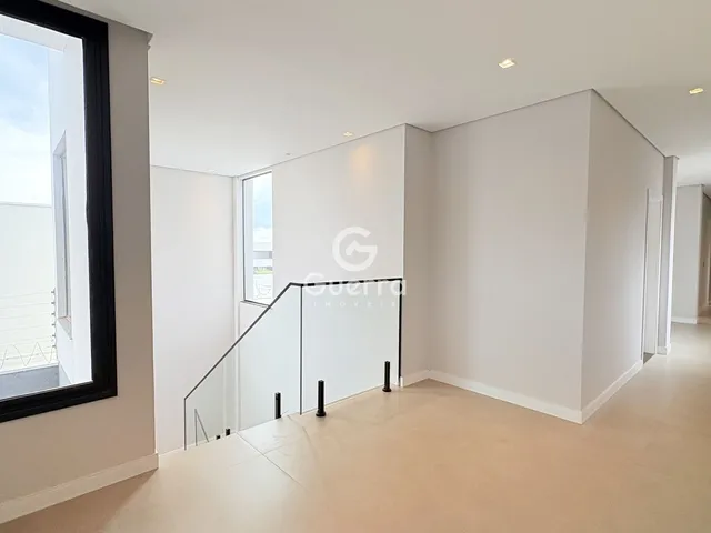 Imagem 3: Casa com 3 Suítes Sendo 1 Master com Piscina Aquecida no Jardim Iguaçu
