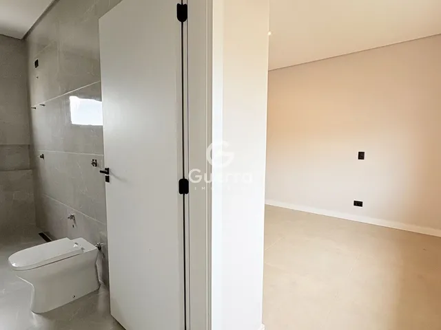 Imagem 10: Casa com 3 Suítes Sendo 1 Master com Piscina Aquecida no Jardim Iguaçu