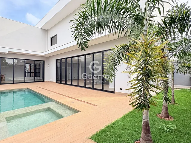 Imagem 12: Casa com 3 Suítes Sendo 1 Master com Piscina Aquecida no Jardim Iguaçu