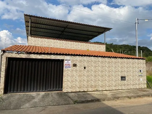 Imagem 1: Juiz de Fora - Casa Padrão - Grama