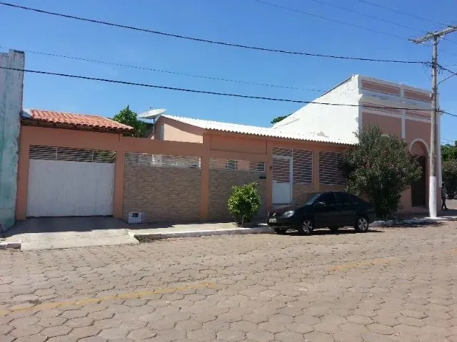 Imagem 3: Aluga-Se Casa com 4 Quartos no Centro de Corumbá