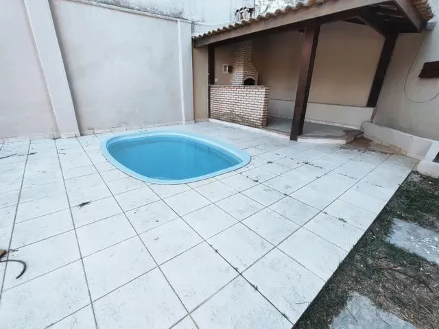 Imagem: Casa Pq Valentina Miranda - Macaé - Rj