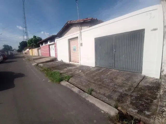 Imagem: Casa Residencial - Bairro Saci