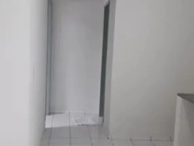 Imagem 7: Aluga-Se Apartamento com 2 Quartos, Sala, Cozinha, Banheiro e Área de Serviço