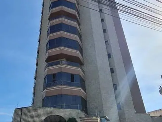 Imagem 1: Apartamento para Aluguel Possui 212 Metros Quadrados com 4 Quartos em Centro - Araxá - Mg