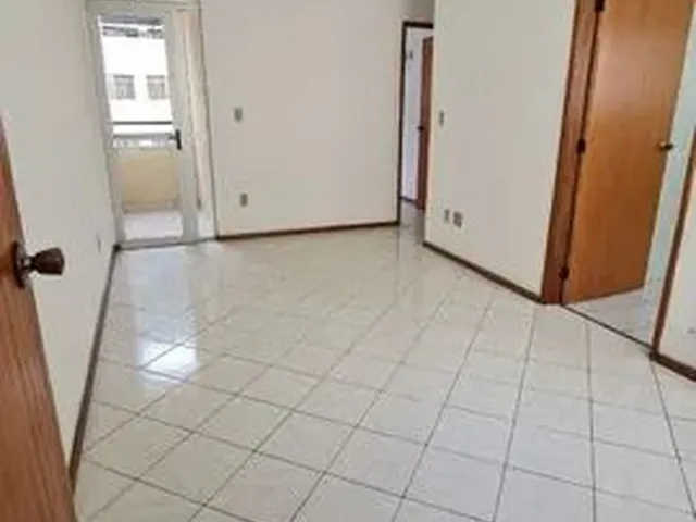 Imagem: Lindo Apartamento de Frente, com 2 Qtos/Varanda/1