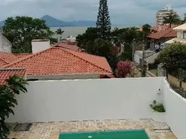 Imagem: Casa com 5 Dormitórios para Alugar, 360