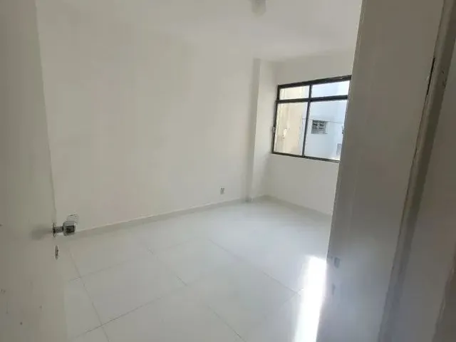 Imagem: Alugo Quarto Feminino Centro