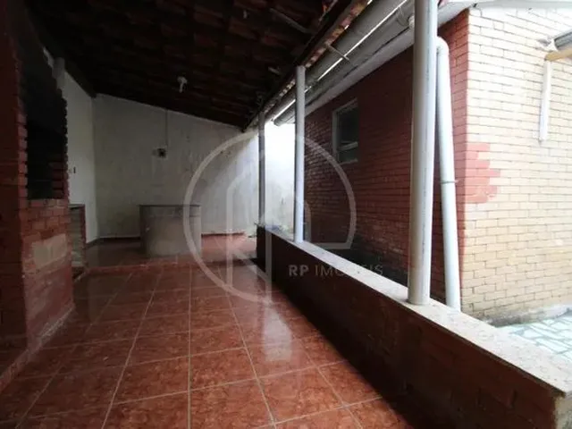 Imagem 9: Bairro Marilândia / Casa com 2 Quartos Sendo 1 Suíte Área Externa com Churrasqueira