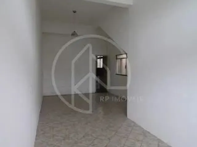 Imagem 6: Bairro Marilândia / Casa com 2 Quartos Sendo 1 Suíte Área Externa com Churrasqueira
