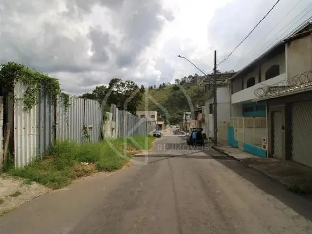 Imagem 15: Bairro Marilândia / Casa com 2 Quartos Sendo 1 Suíte Área Externa com Churrasqueira
