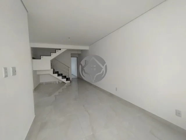 Imagem 9: Casa 03 quartos com 02 suítes, varanda e 02 vagas na melhor localização do bairro