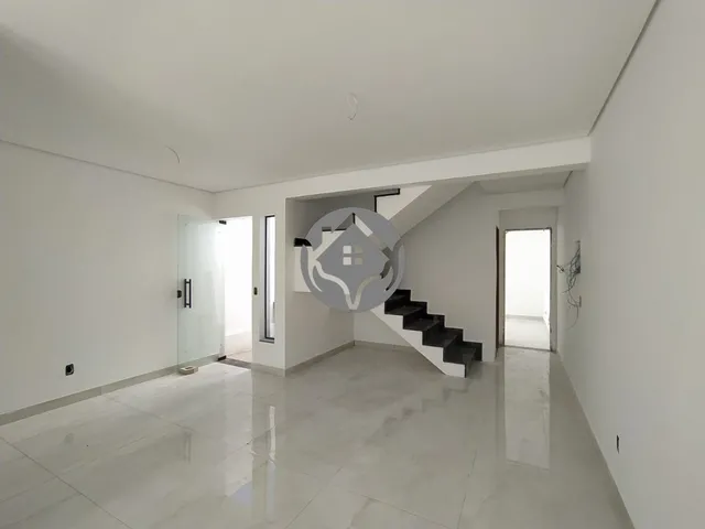 Imagem 3: Casa 03 quartos com 02 suítes, varanda e 02 vagas na melhor localização do bairro